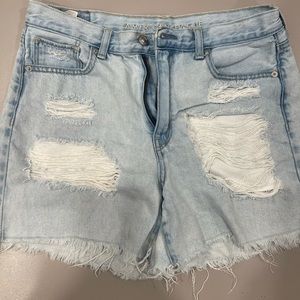 AE Mom Shorts